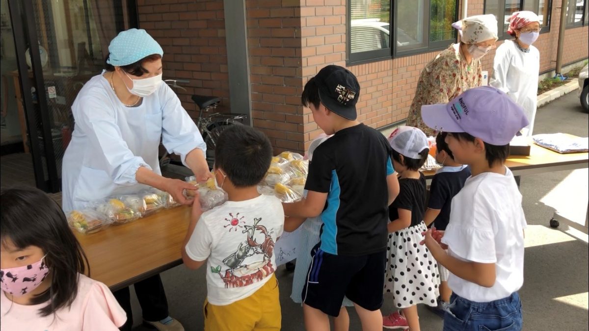 【第1回コロナ禍の福祉活動応援助成】町内の小中学生におにぎりの配布（NPO法人辰野自立生活支援の会あかり/辰野町）